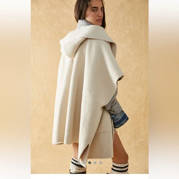 All I Need Cozy Hooded Kimono - Picture 2 of 7